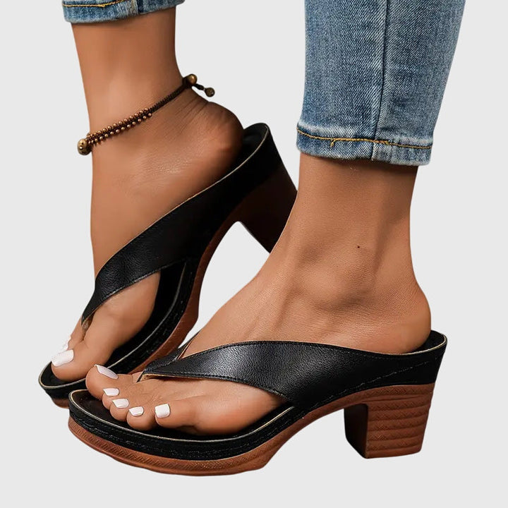 Women’s Sandals with Arch Support