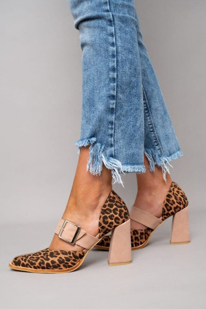 Women’s Elegant Heels with Pointed Toe