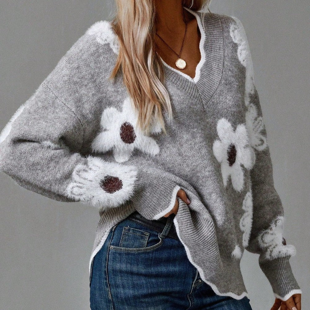 Talli | Women’s Elegant Sweater with Floral Design