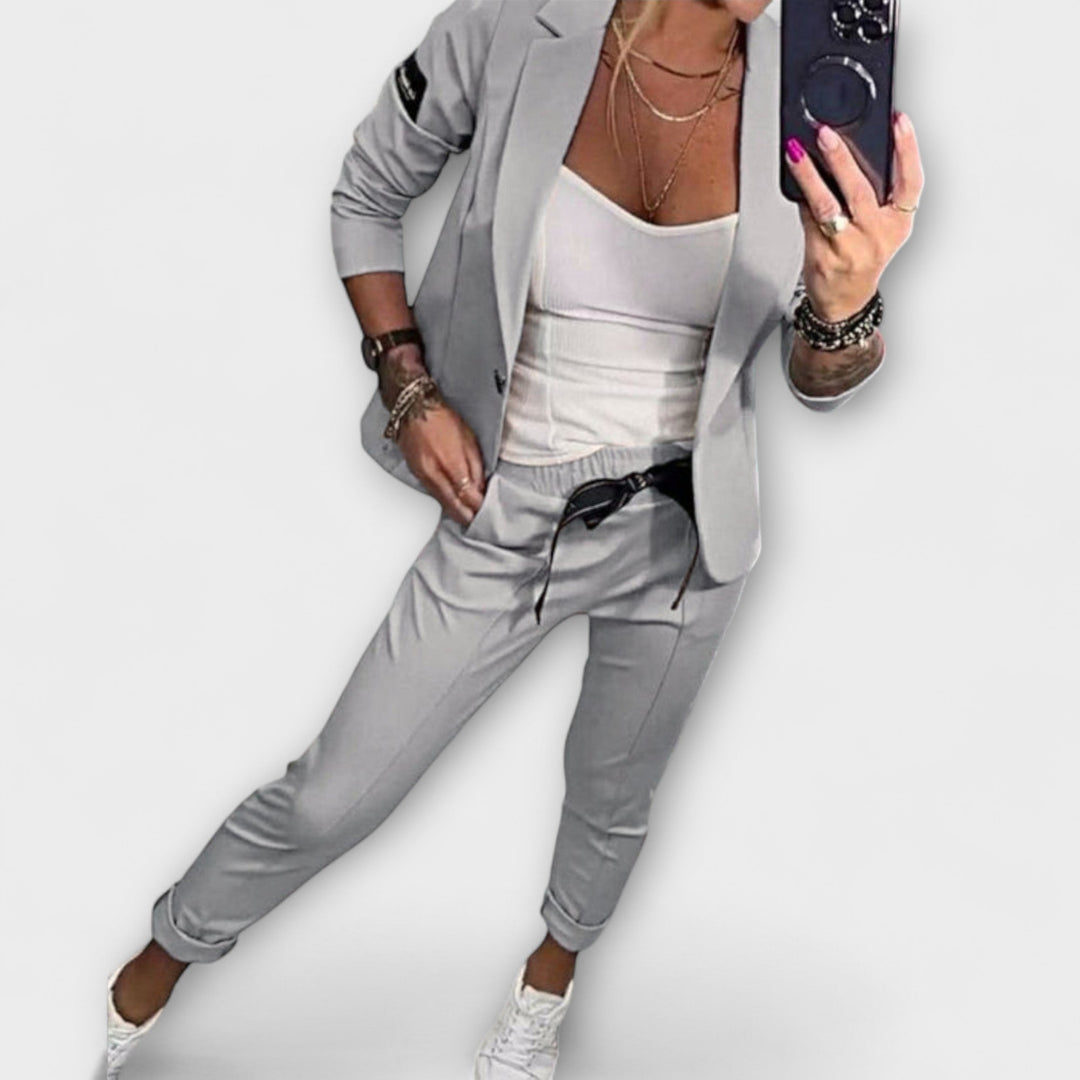 Vionne | Women’s Elegant Three-Piece Set with Coordinated Fit