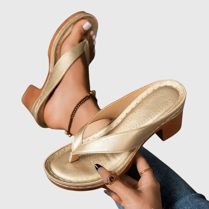 Women’s Sandals with Arch Support