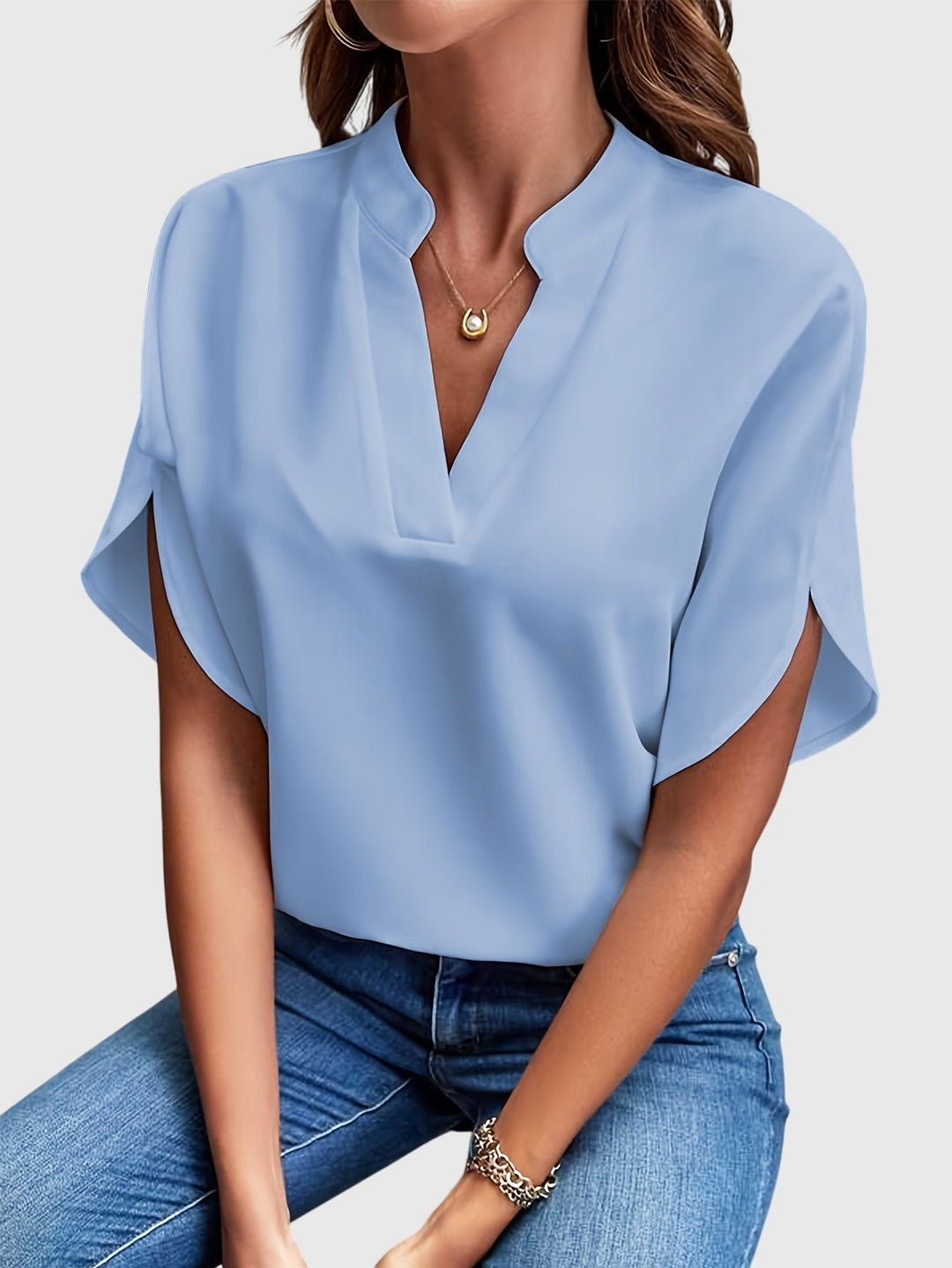 Women’s Elegant Blouse with Refined Silhouette