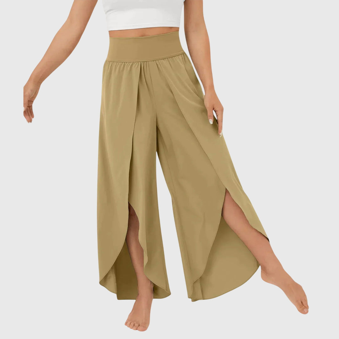 Women’s AirFlow Pants with Integrated Shorts