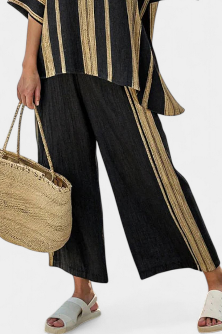 Women’s Oversized Striped Top with Relaxed Pants