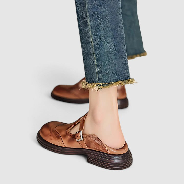 Women’s Shoes with Orthopedic Insole