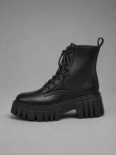 Women's Chunky Boots with Deep Tread Sole