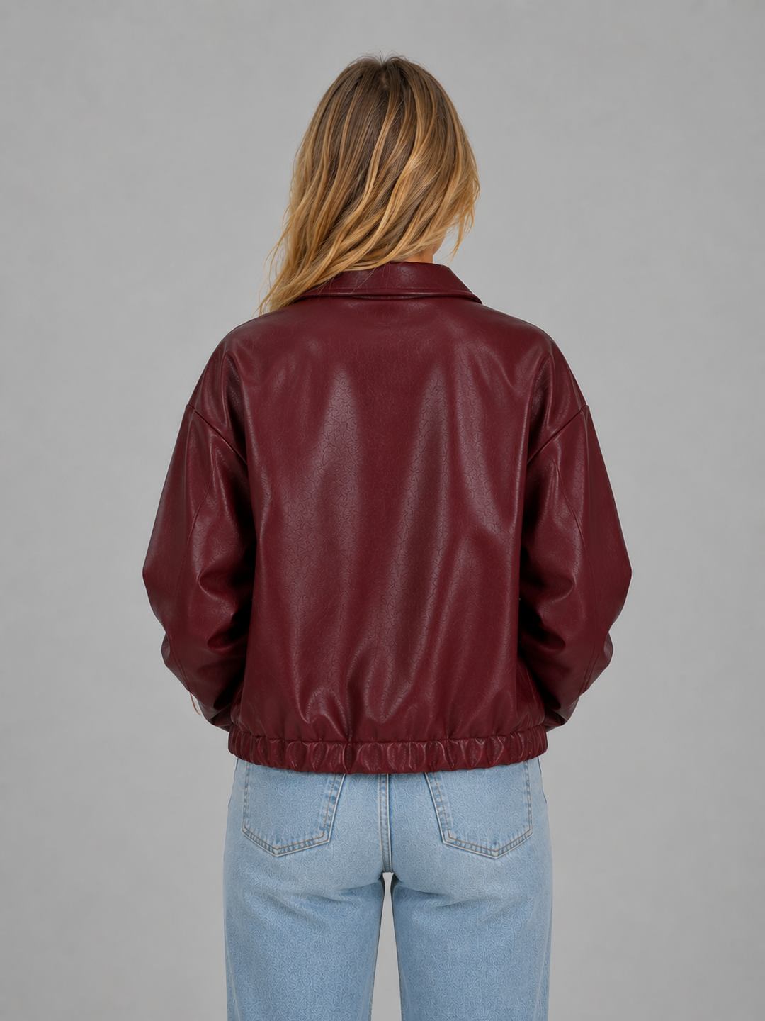 Women's Cropped Zip Jacket with Pointed Collar Fit
