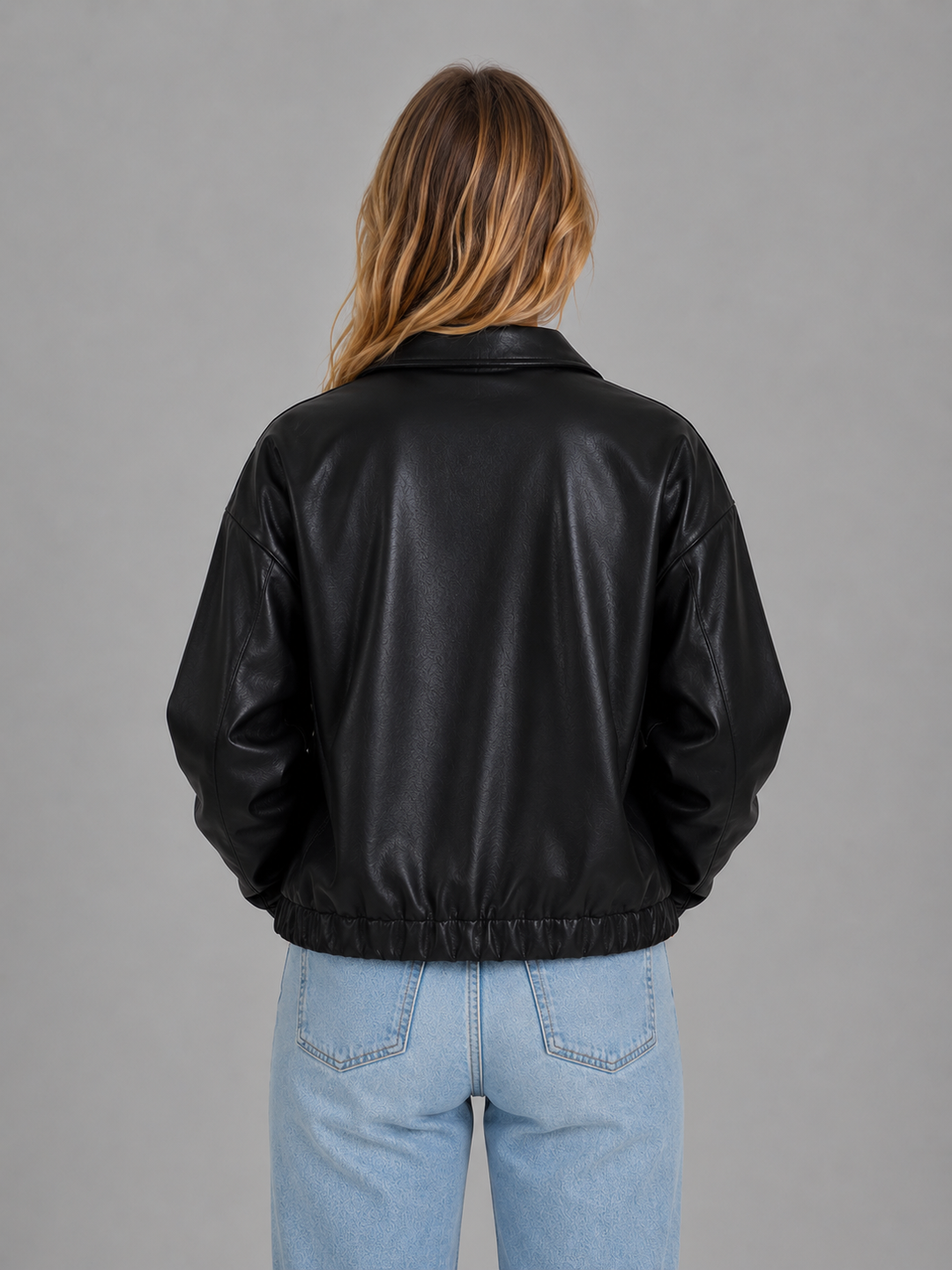 Women's Cropped Zip Jacket with Pointed Collar Fit