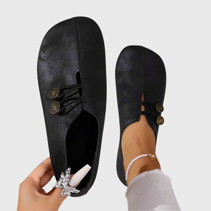 Women’s Daily Comfort Slip-Ons - Comfortable Distressed Round Toe Flats