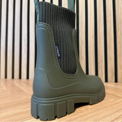 Women’s Elegant Boots with Waterproof protection