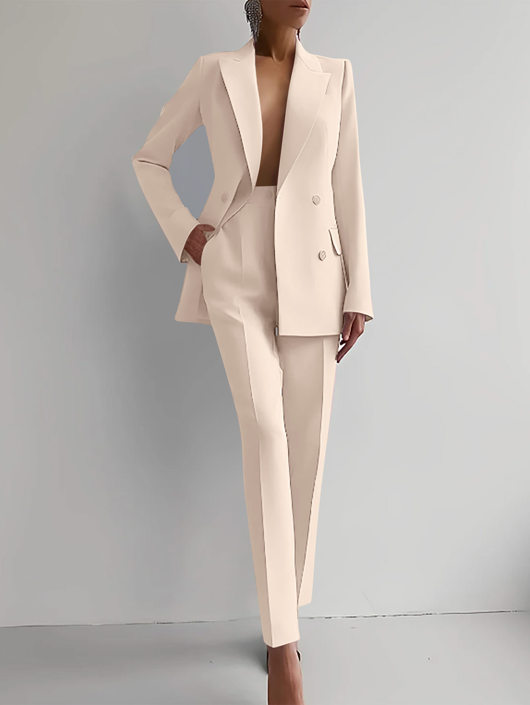Women’s Elegant Suit -Tailored Fit