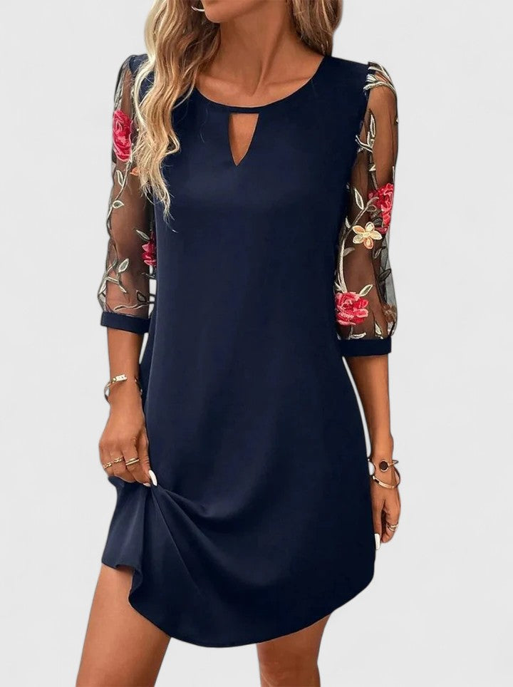 Women’s Elegant Summer Dress - Keyhole Neckline