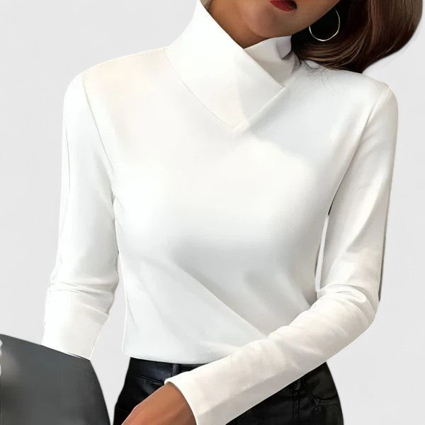 Women’s Elegant Turtleneck Top with Refined Neckline