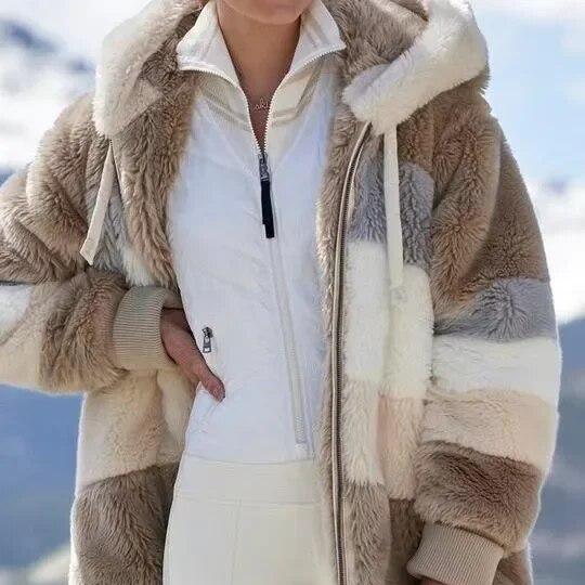 Women’s Fitted Hooded Jacket - Zip Closure