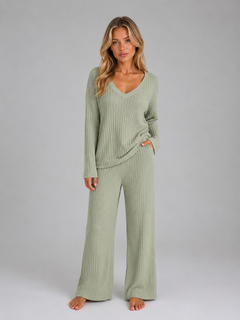 Women’s Ribbed Lounge Set with V-Neck Jumper