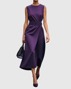 Women’s Round Neck Belted Dress