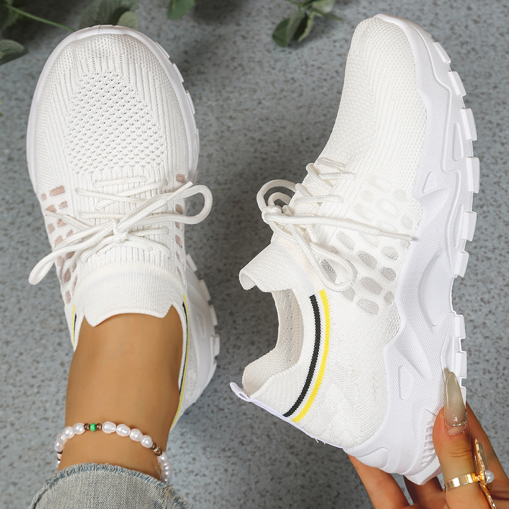 Women’s Wide Toe Box Sneakers