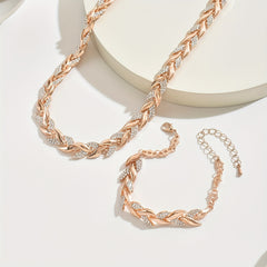 Women’s Fish Tail Set with Clasp