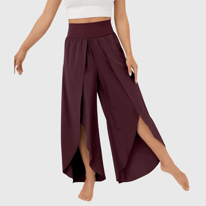 Women’s AirFlow Pants with Integrated Shorts
