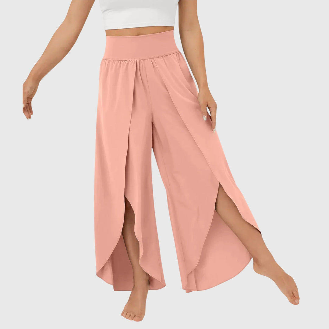 Women’s AirFlow Pants with Integrated Shorts