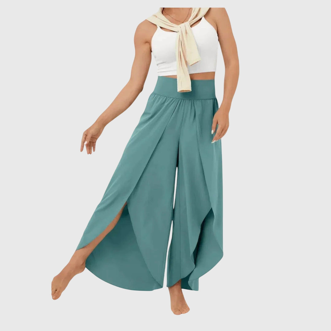 Women’s AirFlow Pants with Integrated Shorts