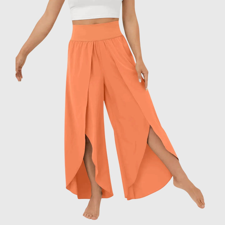 Women’s AirFlow Pants with Integrated Shorts