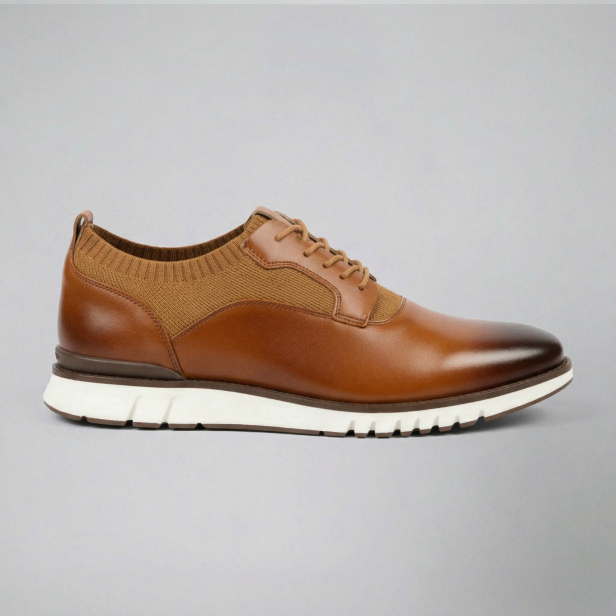 Olamil - Men’s Burnished Toe Hybrid Derby Shoes