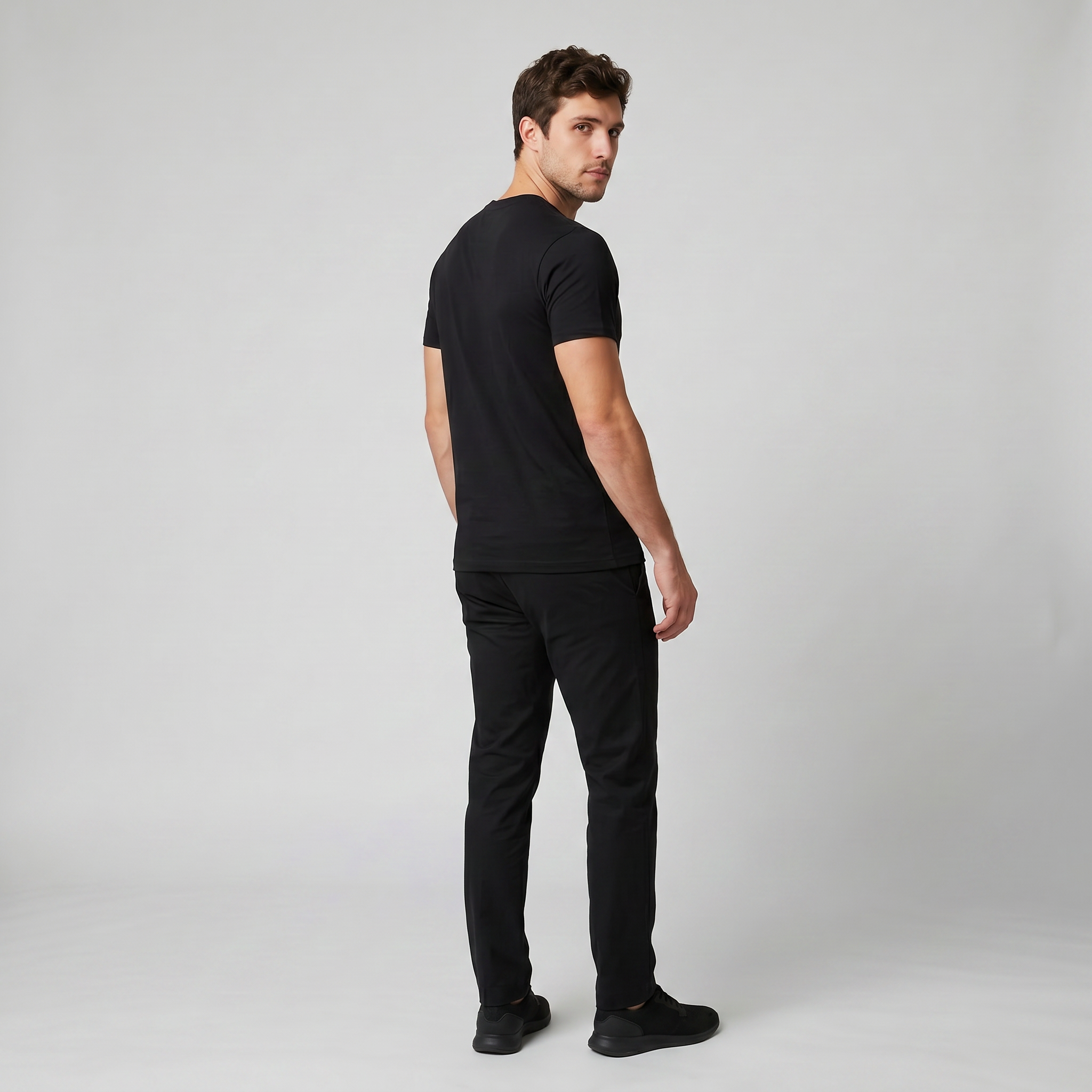 Olamil - Men’s Slim-Fit Crew-Neck T-Shirt