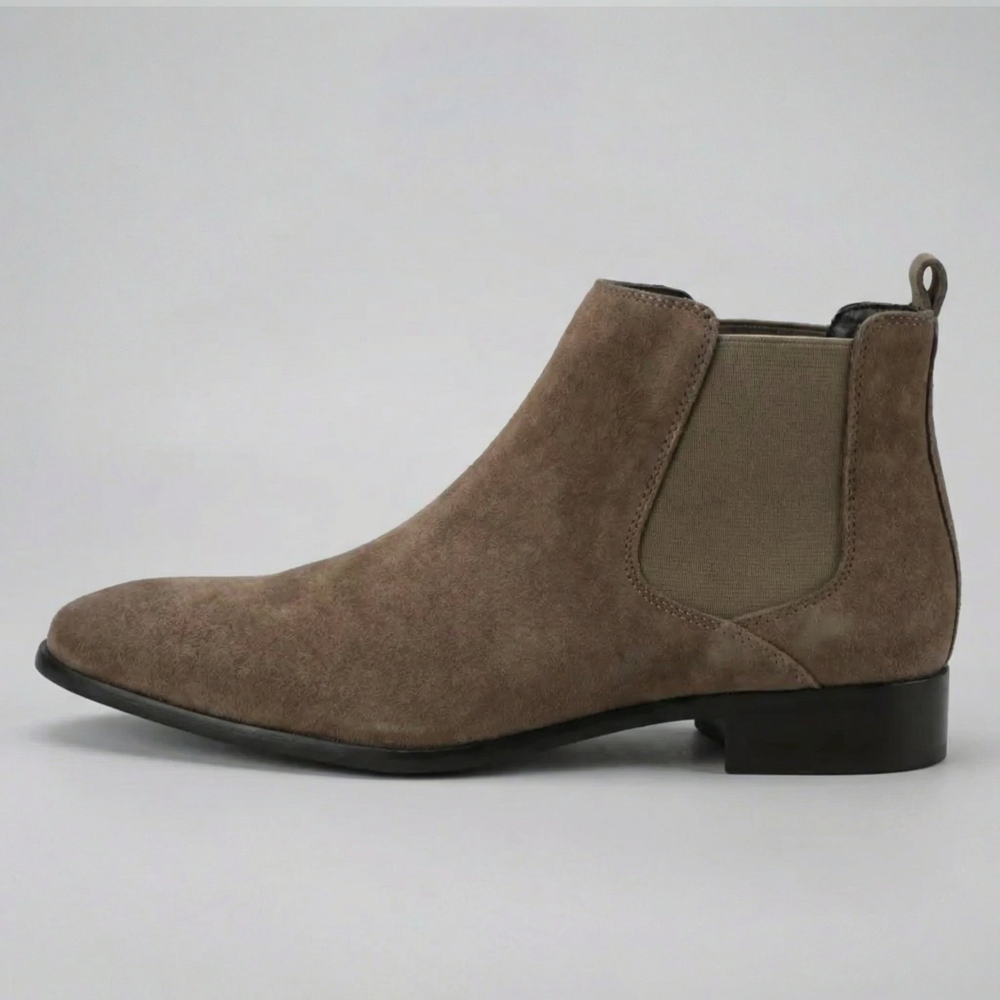 Olamil - Men’s Suede Chelsea Boots