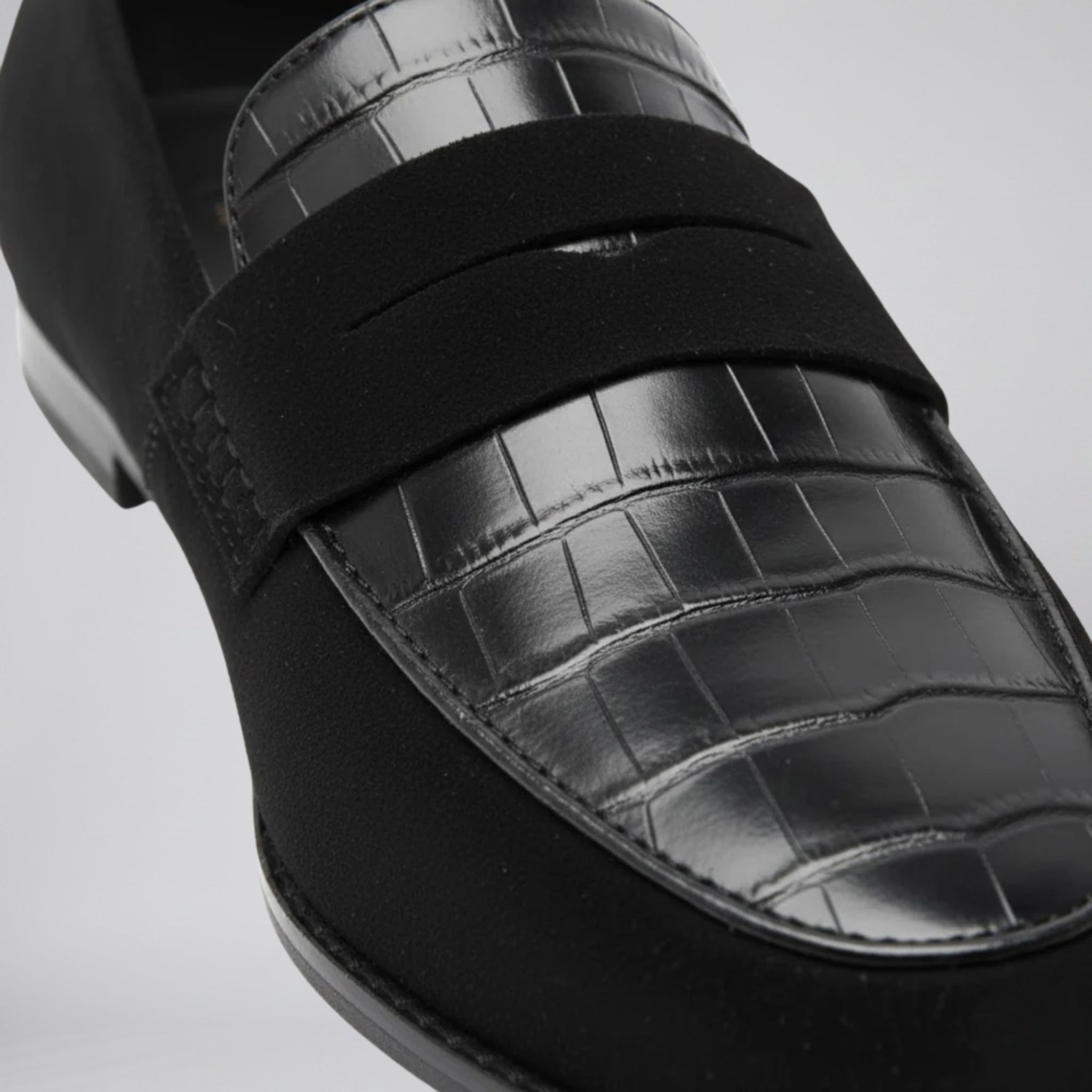 Women’s Round-Toe Slip-On Loafers | Olamil